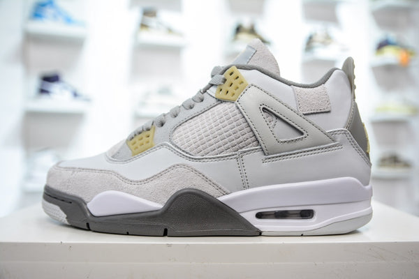 Air Jordan 4 Retro SE Craft 'Photon Dust'
