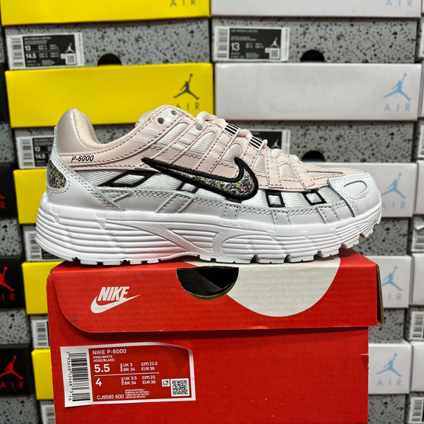 Nike P-6000 "Rosa Pastel e Swoosh Confetti"