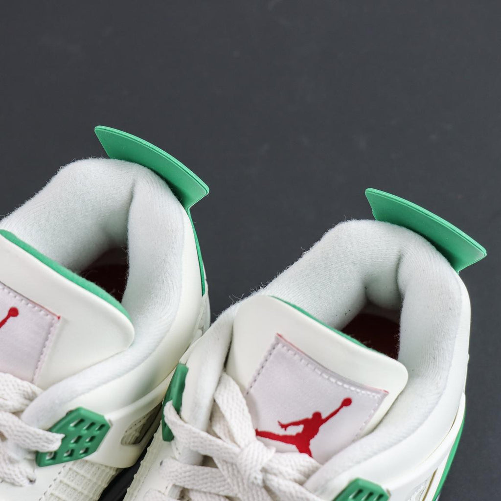 Air Jordan 4 SB "Pine Green"