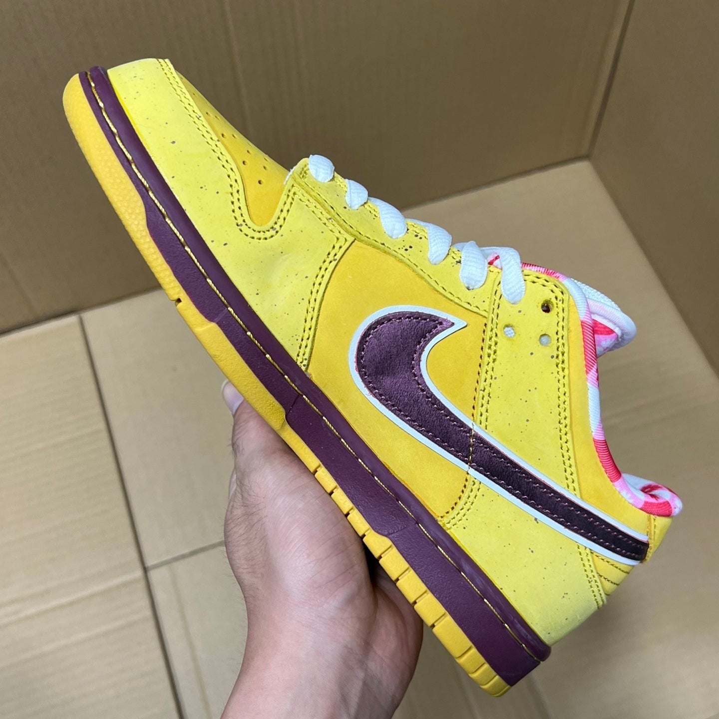 Nike SB Dunk Low "Yellow Lobster"