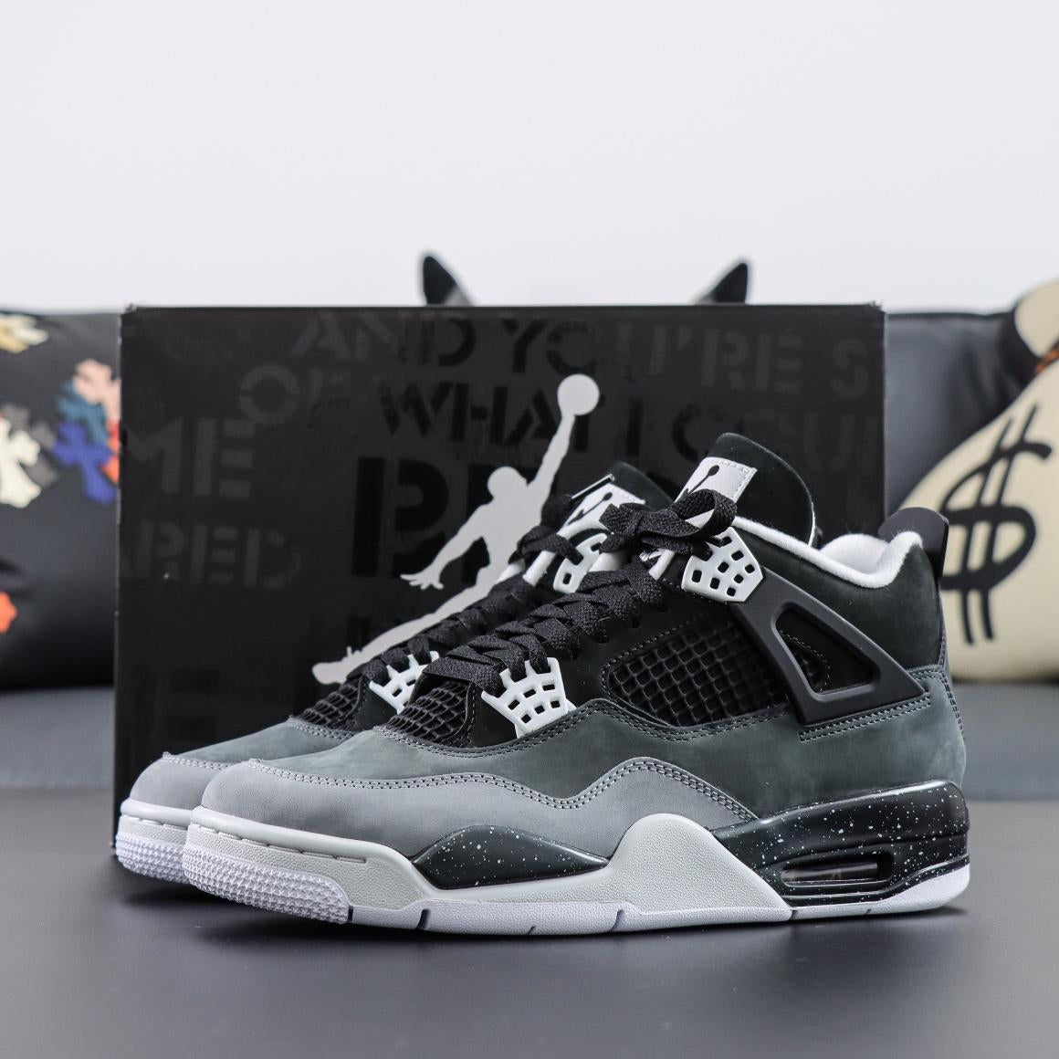 Air Jordan 4 "Fear"