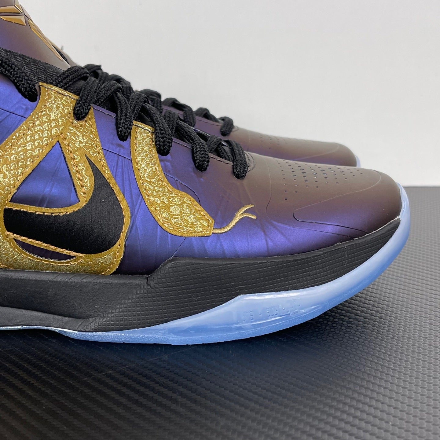 Kobe 5 Protro PE "Devin Booker"