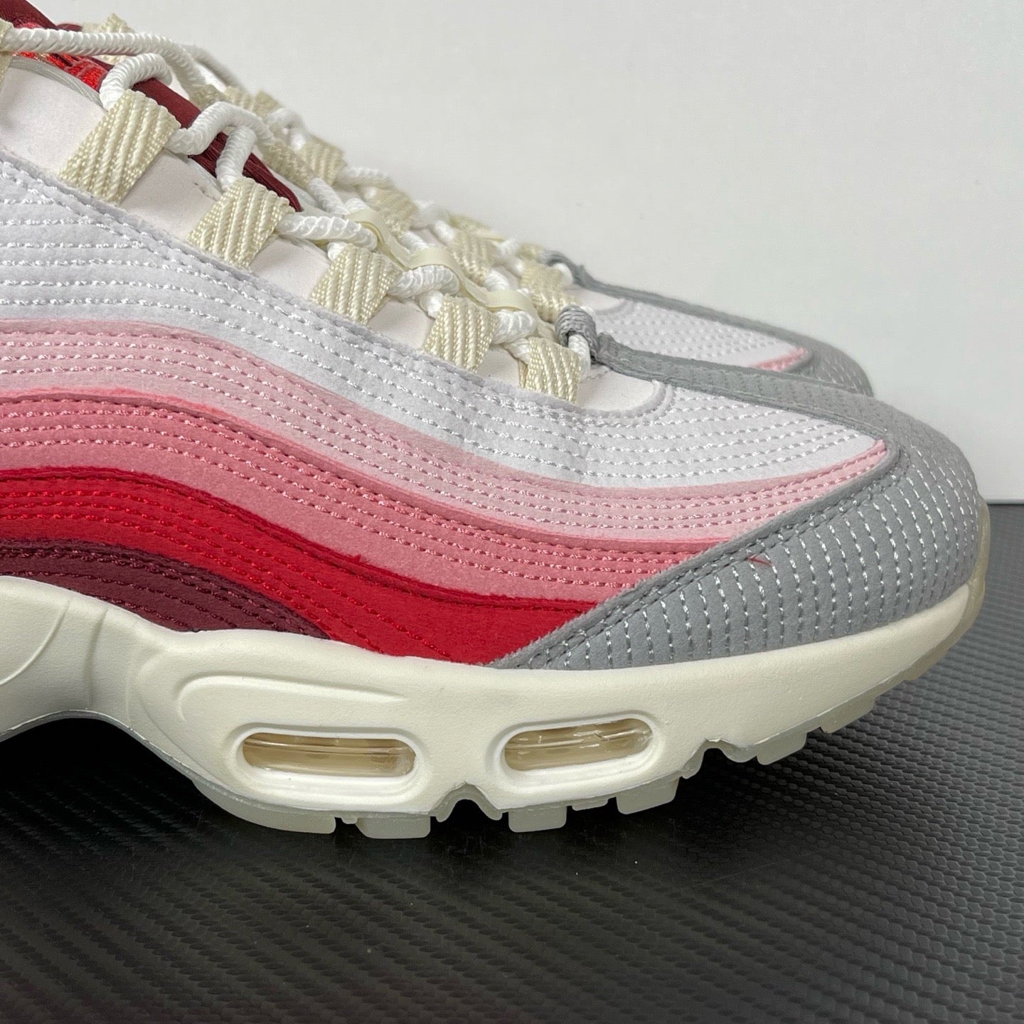 Air Max 95 "Valentine's Day"