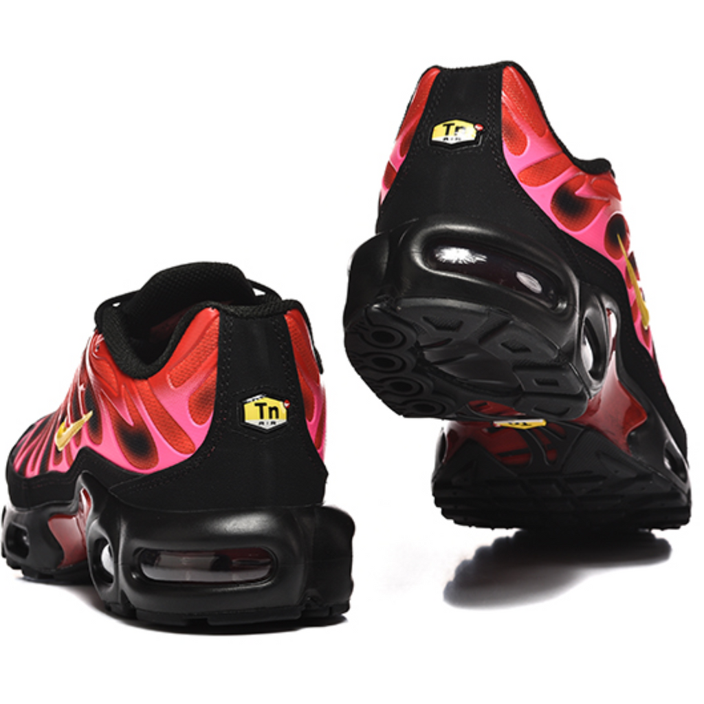 Air Max Plus TN x Supreme