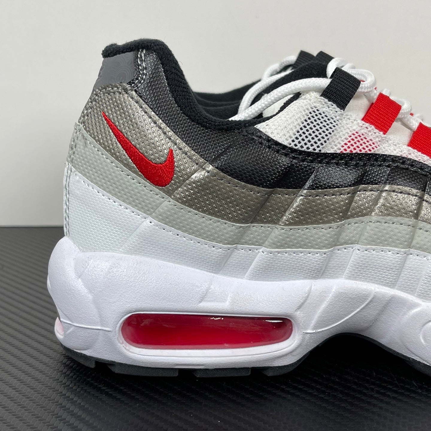 Air Max 95 "Solar Red"