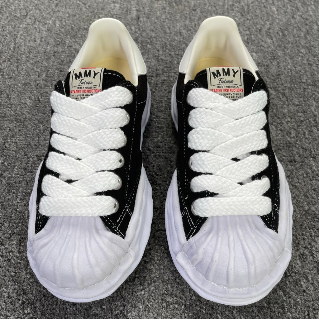 MIHARA YASUHIRO "Sculpted Toecap"