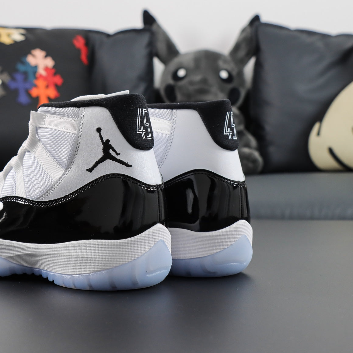 Air Jordan 11 "Concord"