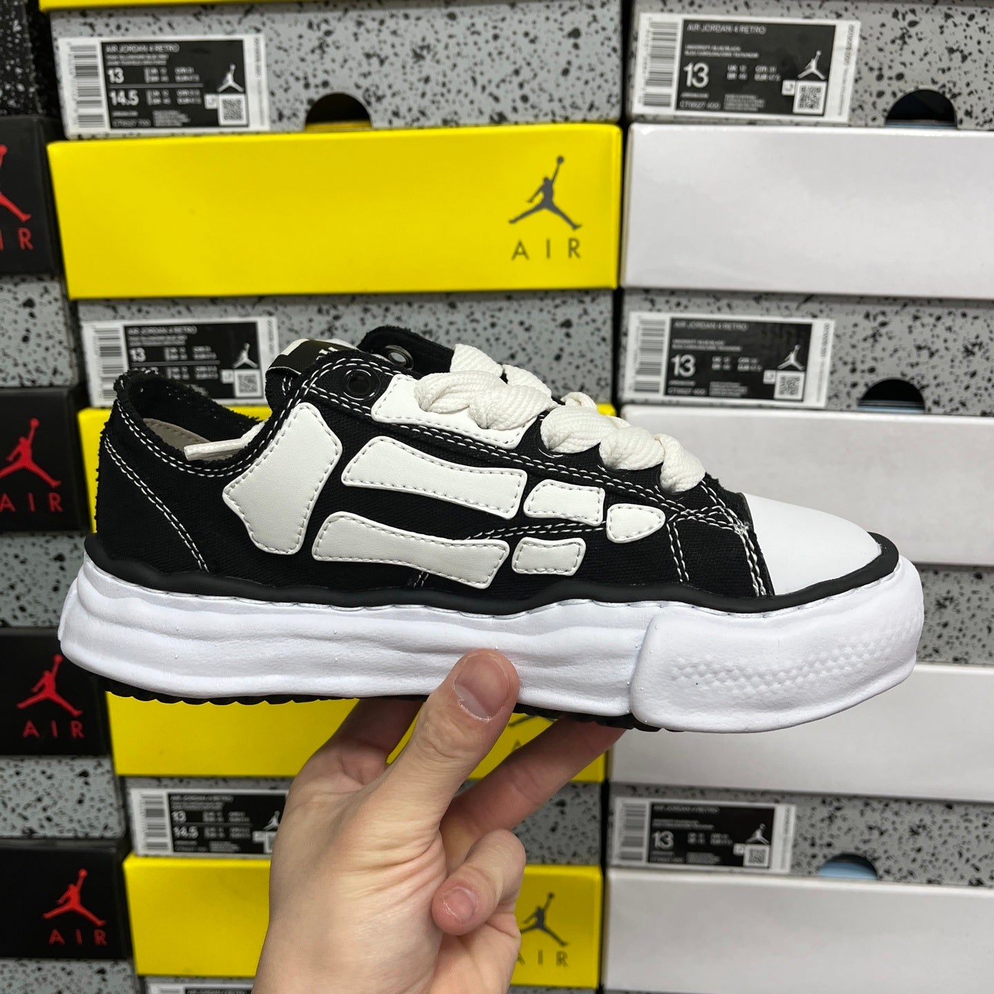 MIHARA YASUHIRO "Bone Black/White"