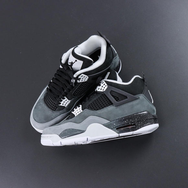 Air Jordan 4 "Fear"