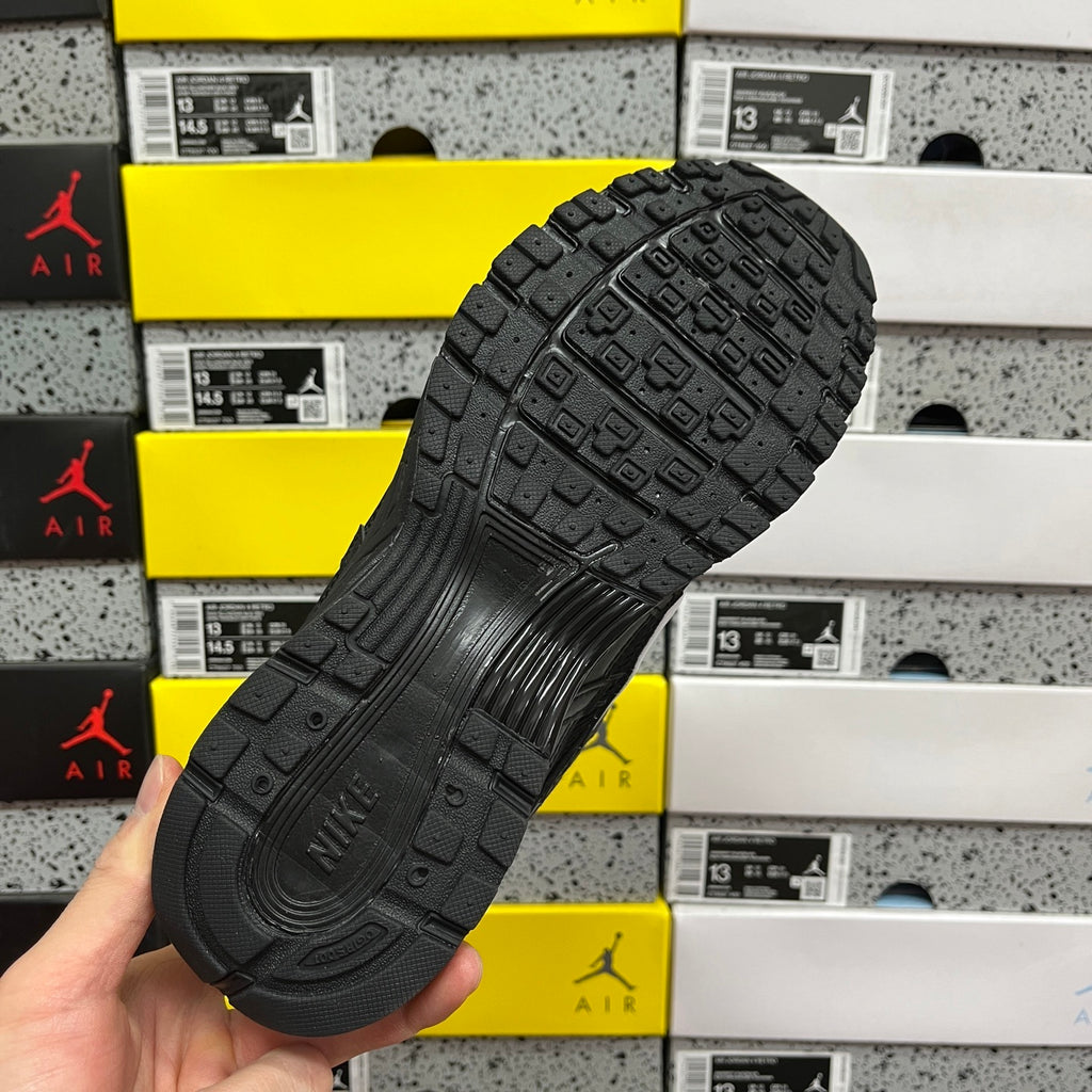 Nike P-6000 "Triple Black"