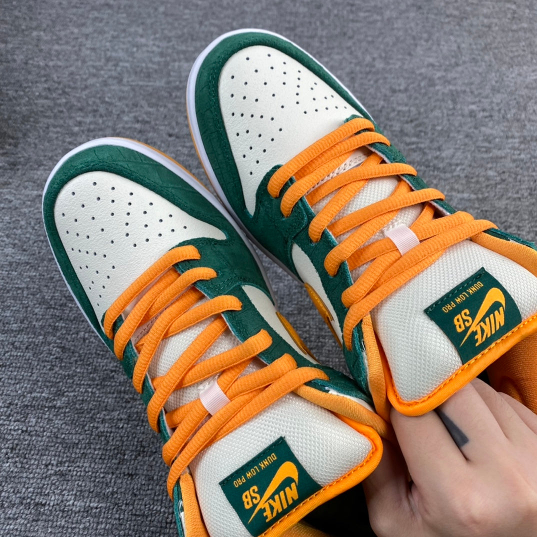 Nike SB Dunk Low "Legion Pine Kumquat"