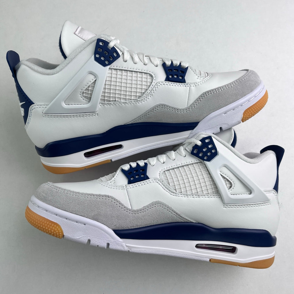 Air Jordan 4 Retro SB "Navy Gum"
