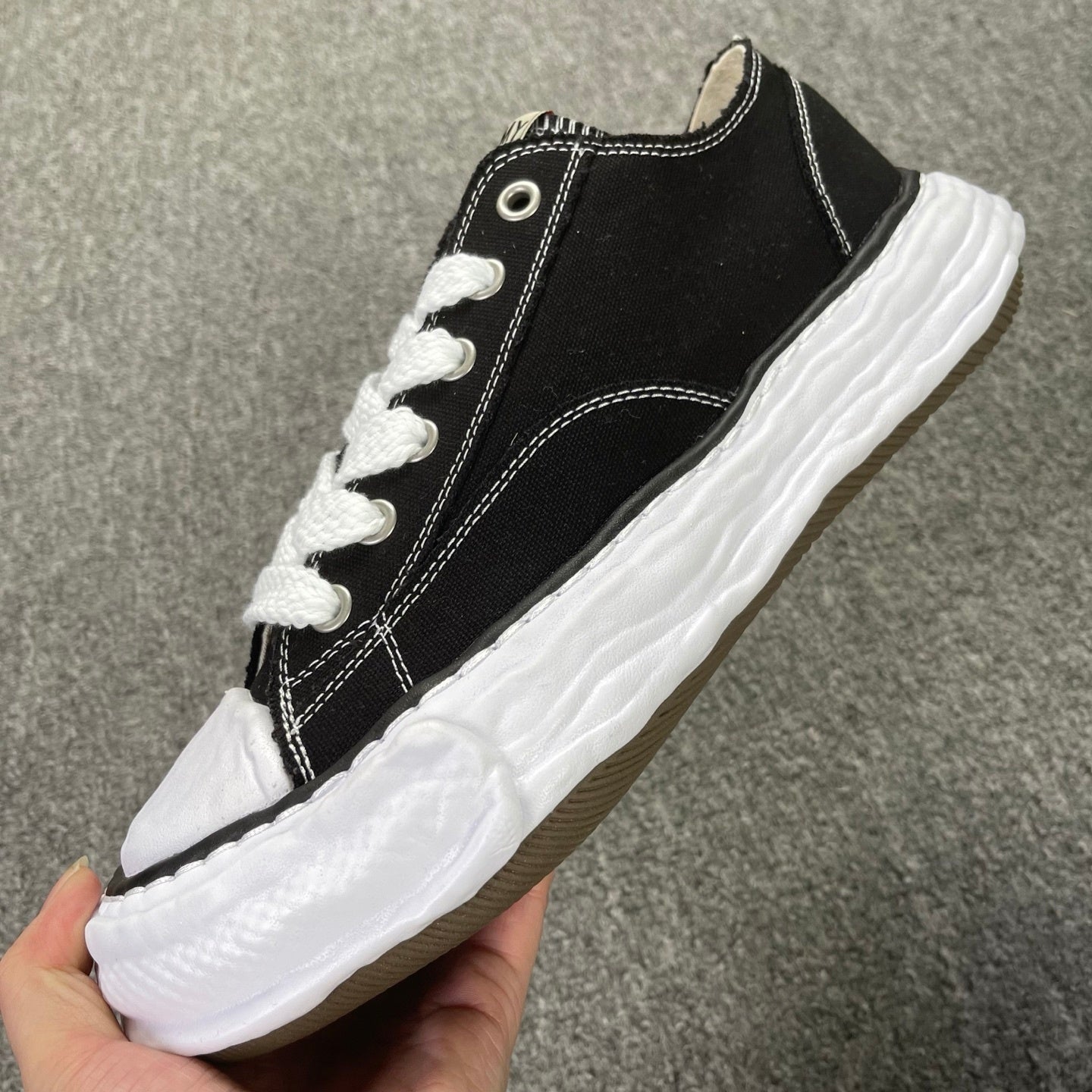 MIHARA YASUHIRO "Black/White"