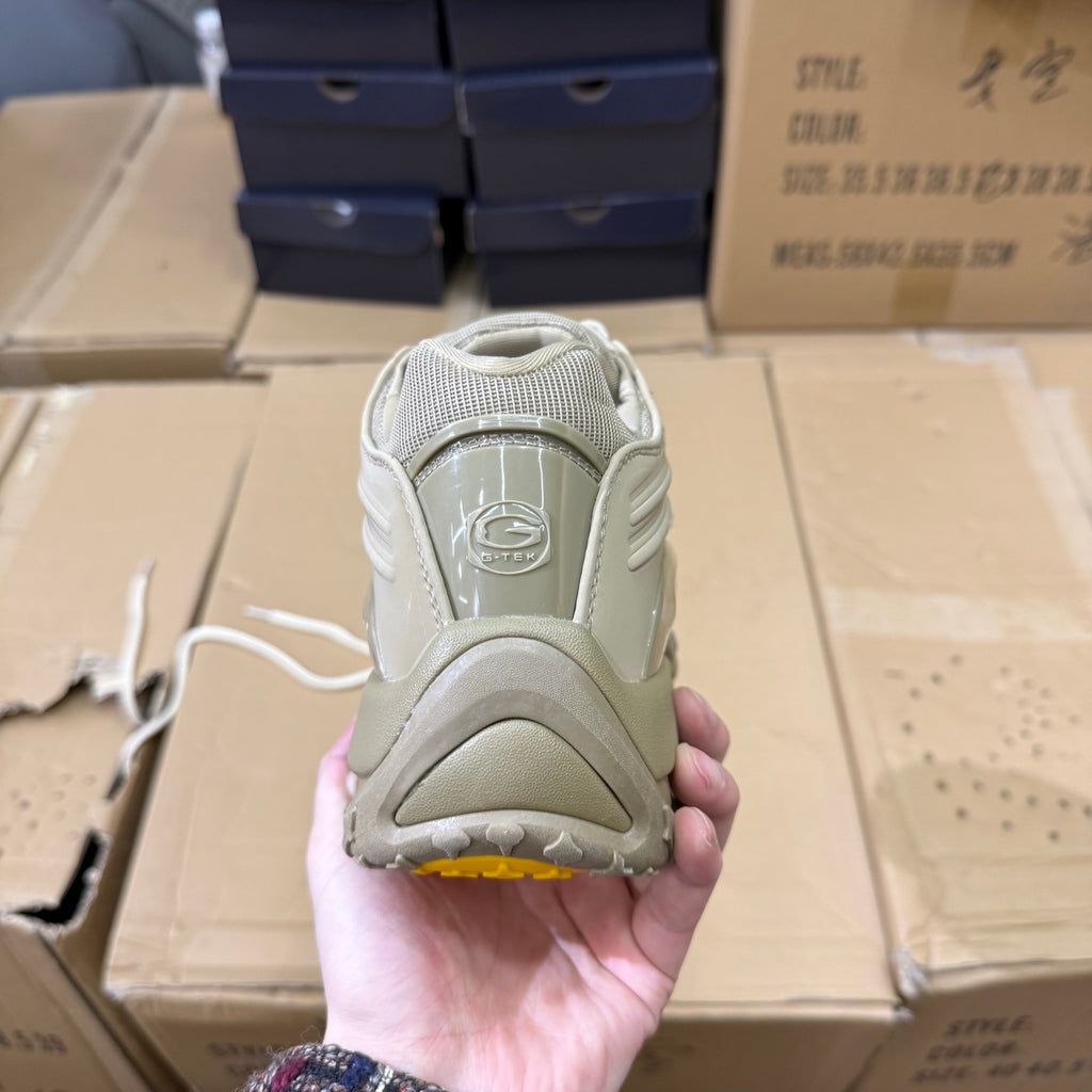 Hot Step 2 "Beige"