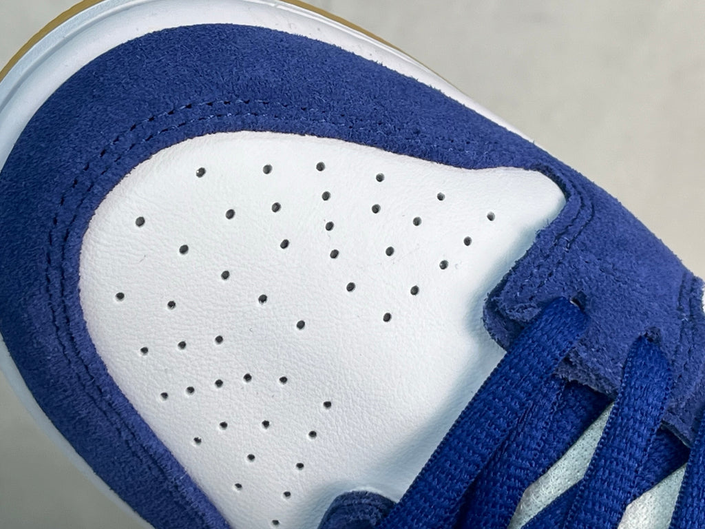 Nike SB Dunk Low "Los Angeles Dodgers"