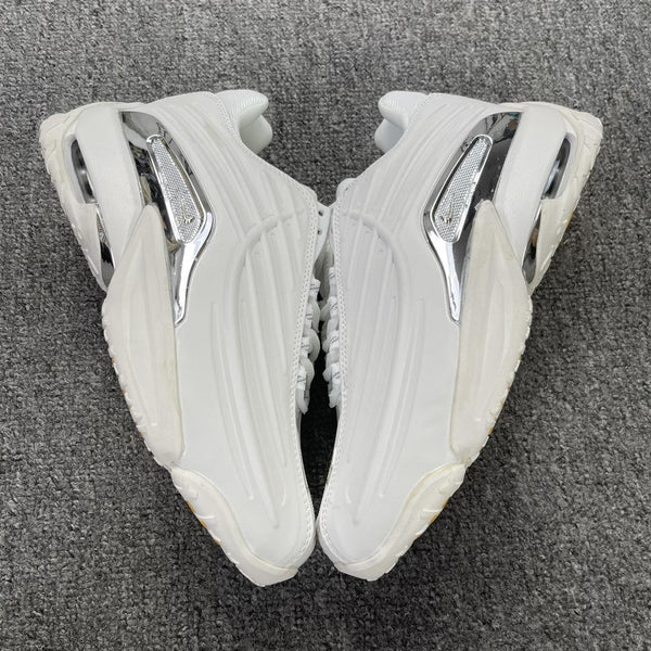 Hot Step 2 "Triple White"