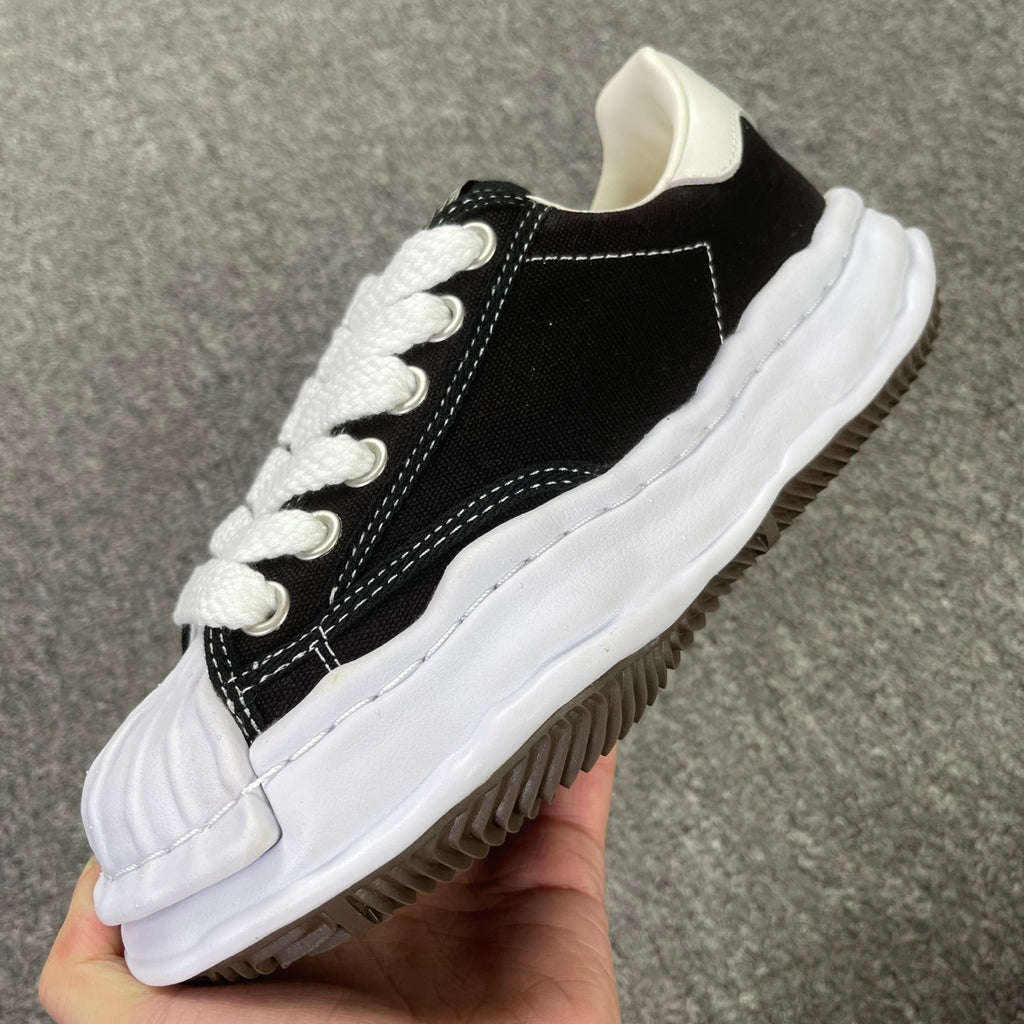MIHARA YASUHIRO "Sculpted Toecap"