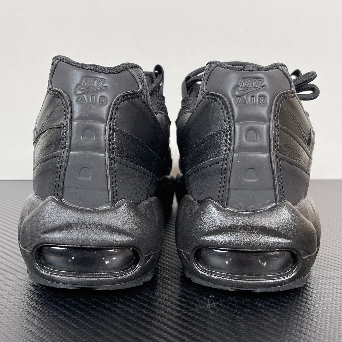 Air Max 95 Triple Black