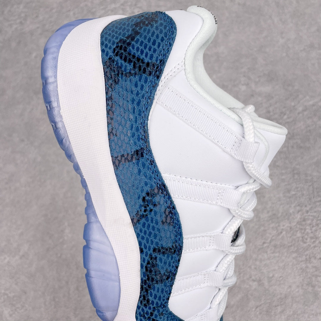 Air Jordan 11 Low "Navy Snakeskin"