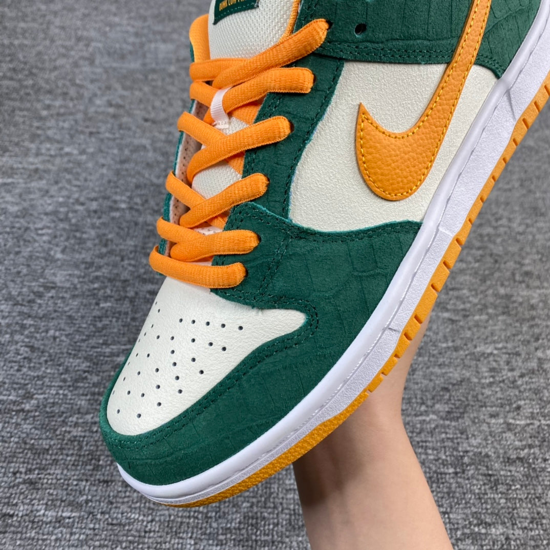 Nike SB Dunk Low "Legion Pine Kumquat"