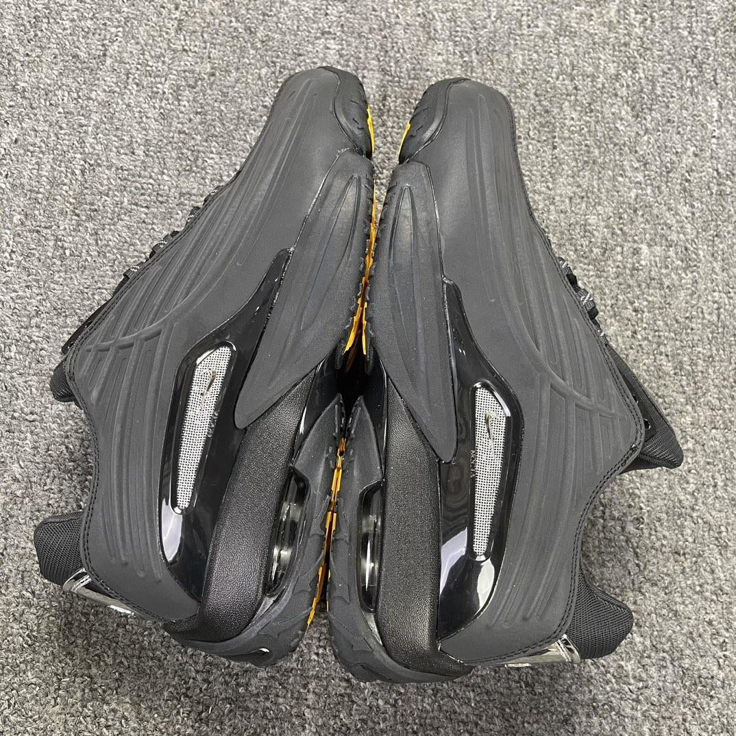 Hot Step 2 "Triple Black"