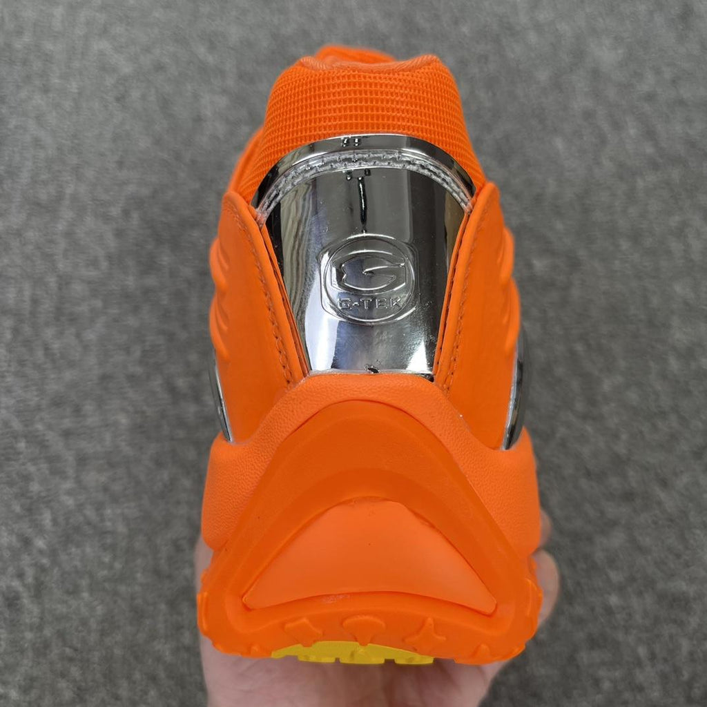 Hot Step 2 "Total Orange"