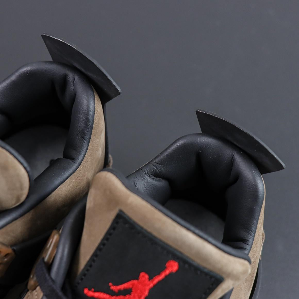 Travis Scott x Air Jordan 4 "Mocha"