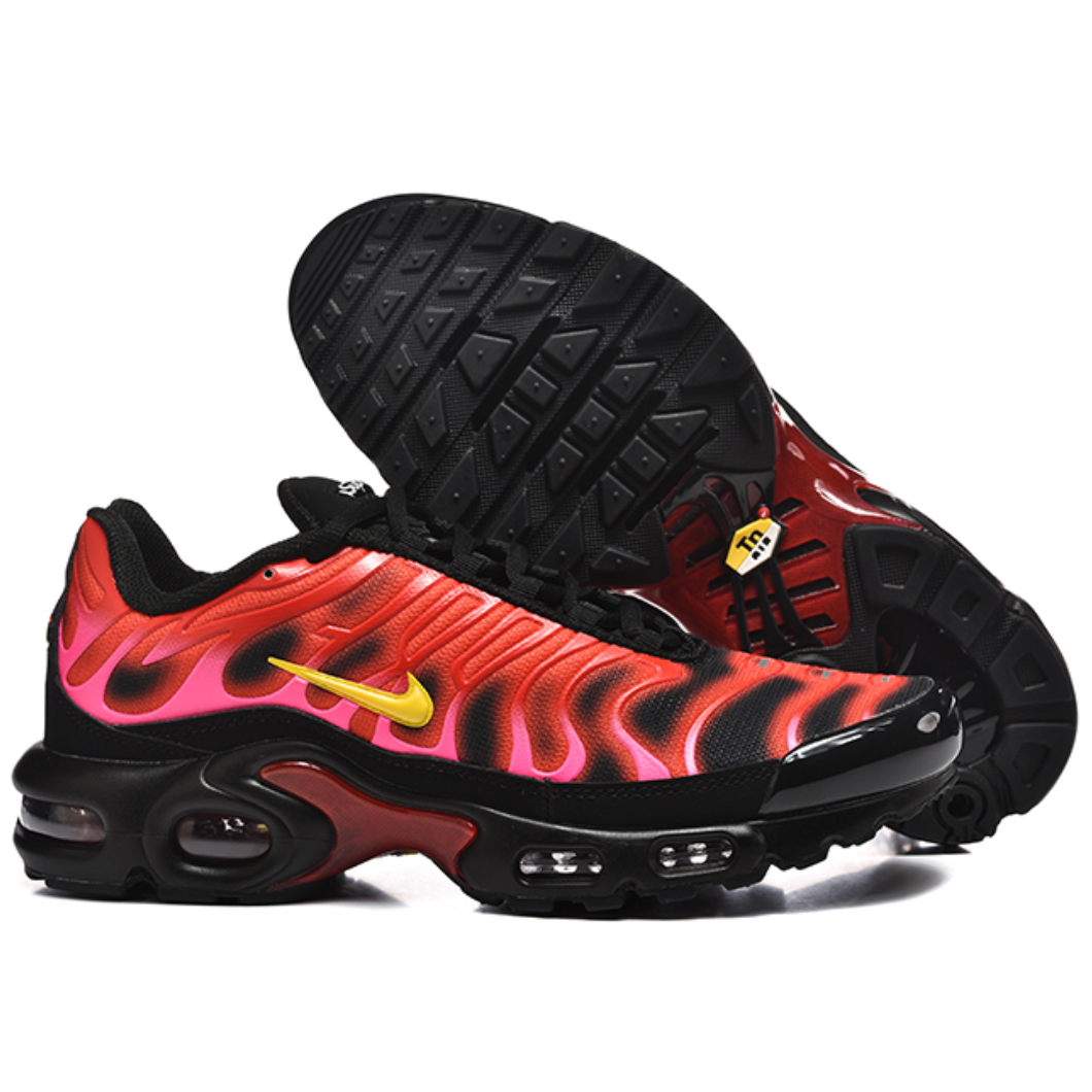 Air Max Plus TN x Supreme