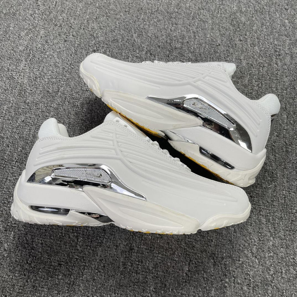 Hot Step 2 "Triple White"