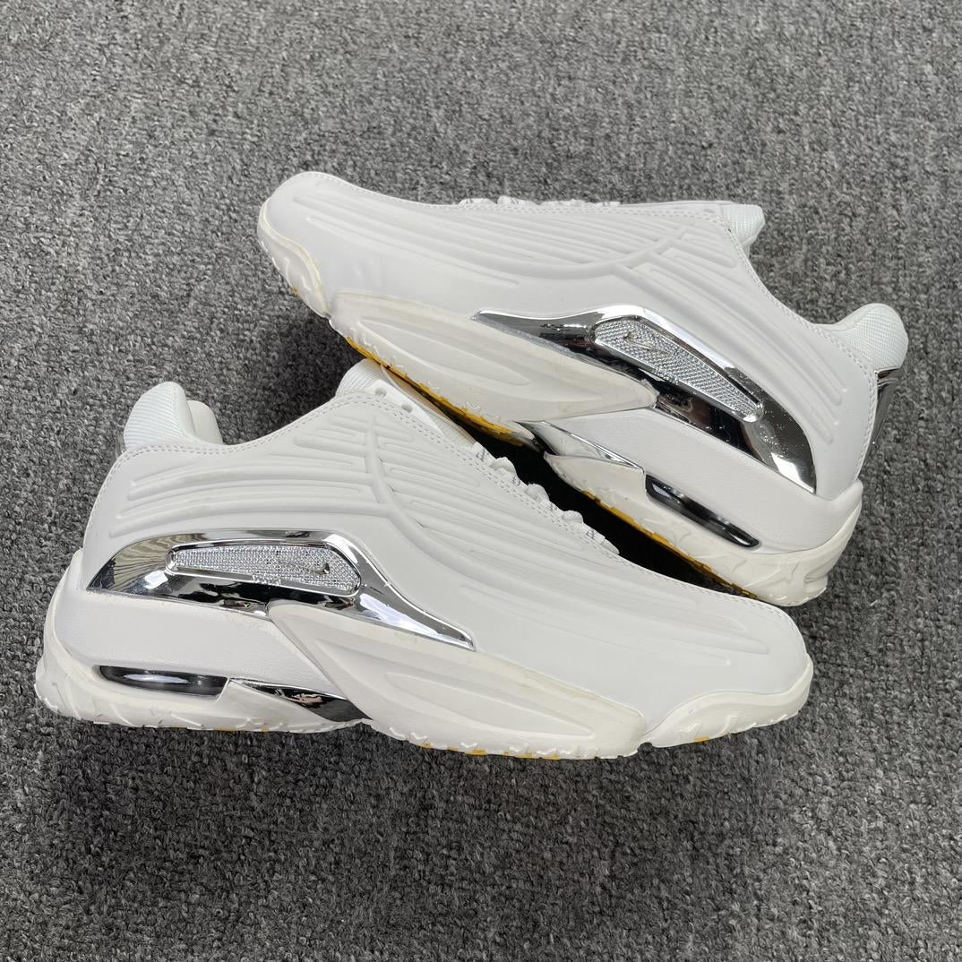 Hot Step 2 "Triple White"