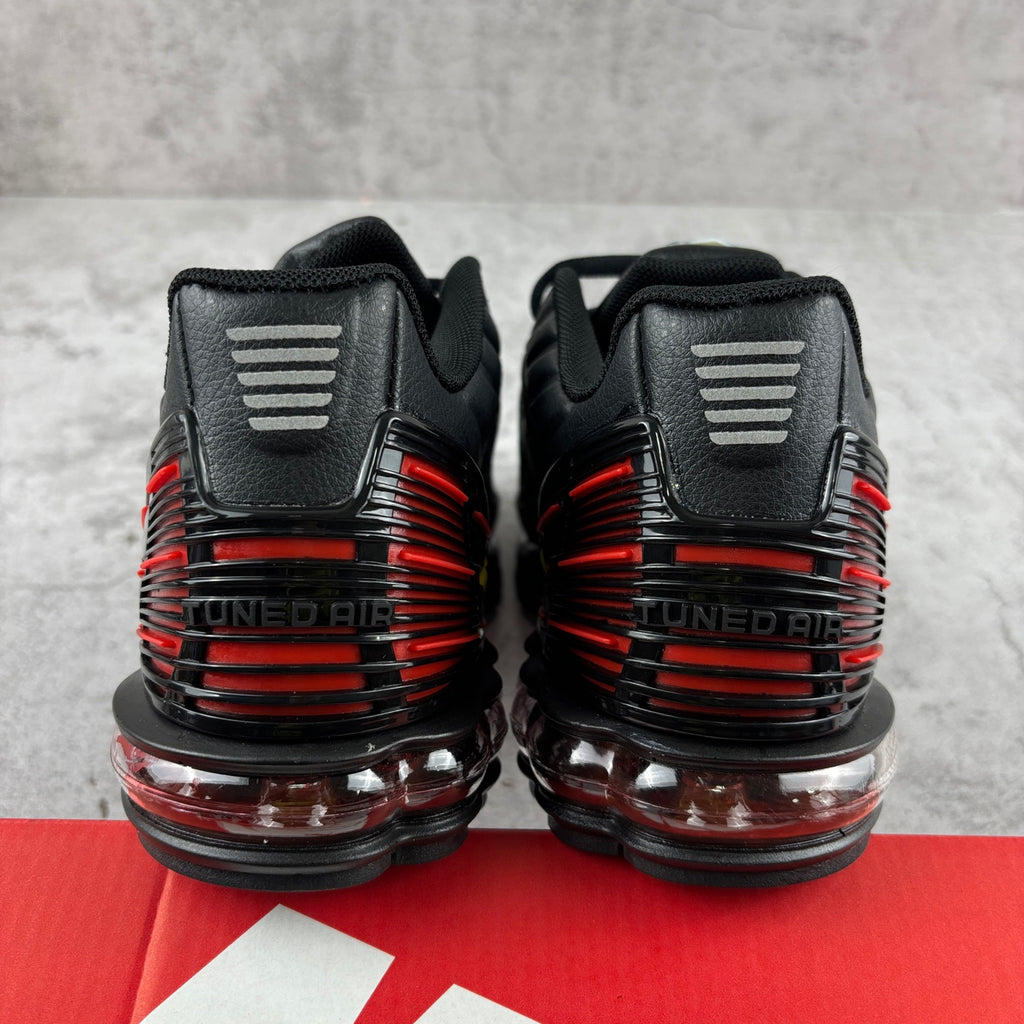 Nike Air Max Plus 3 "Black/Red"
