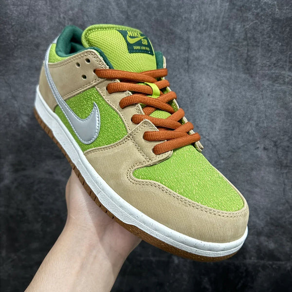 Nike SB Dunk Low "Escargot"