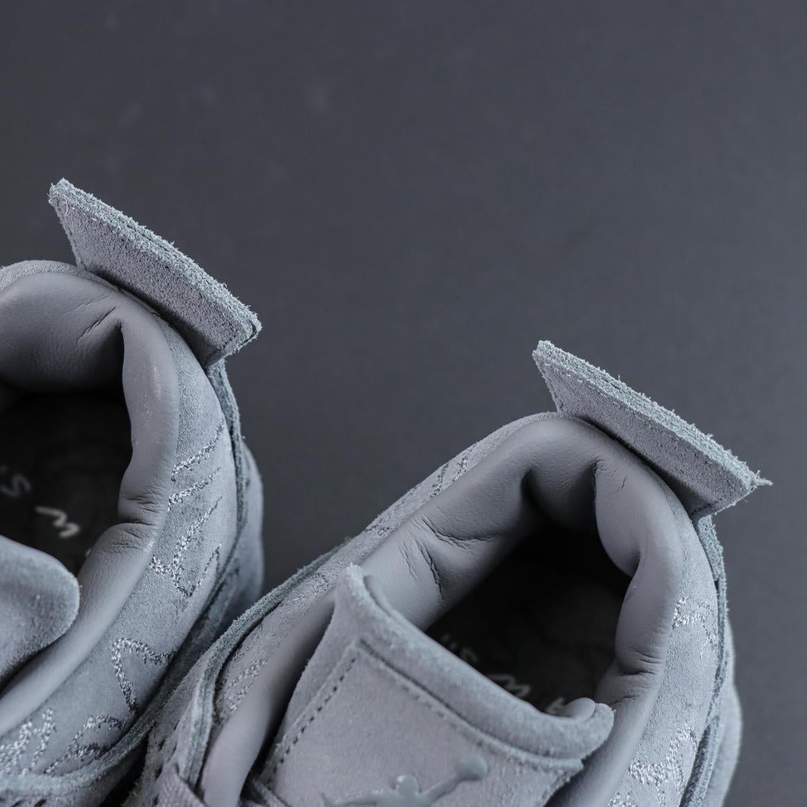 Air Jordan 4 "KAWS"
