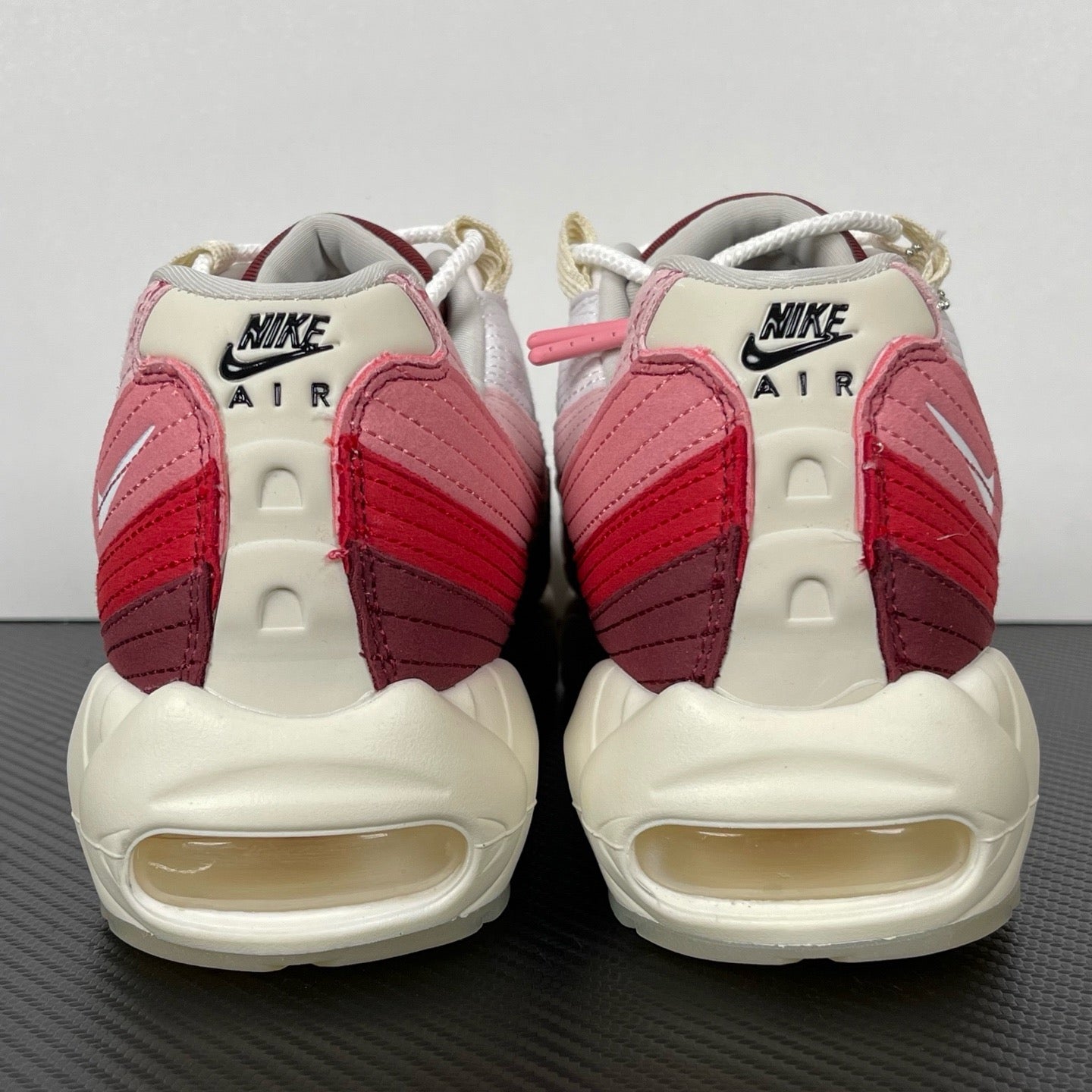 Air Max 95 "Valentine's Day"