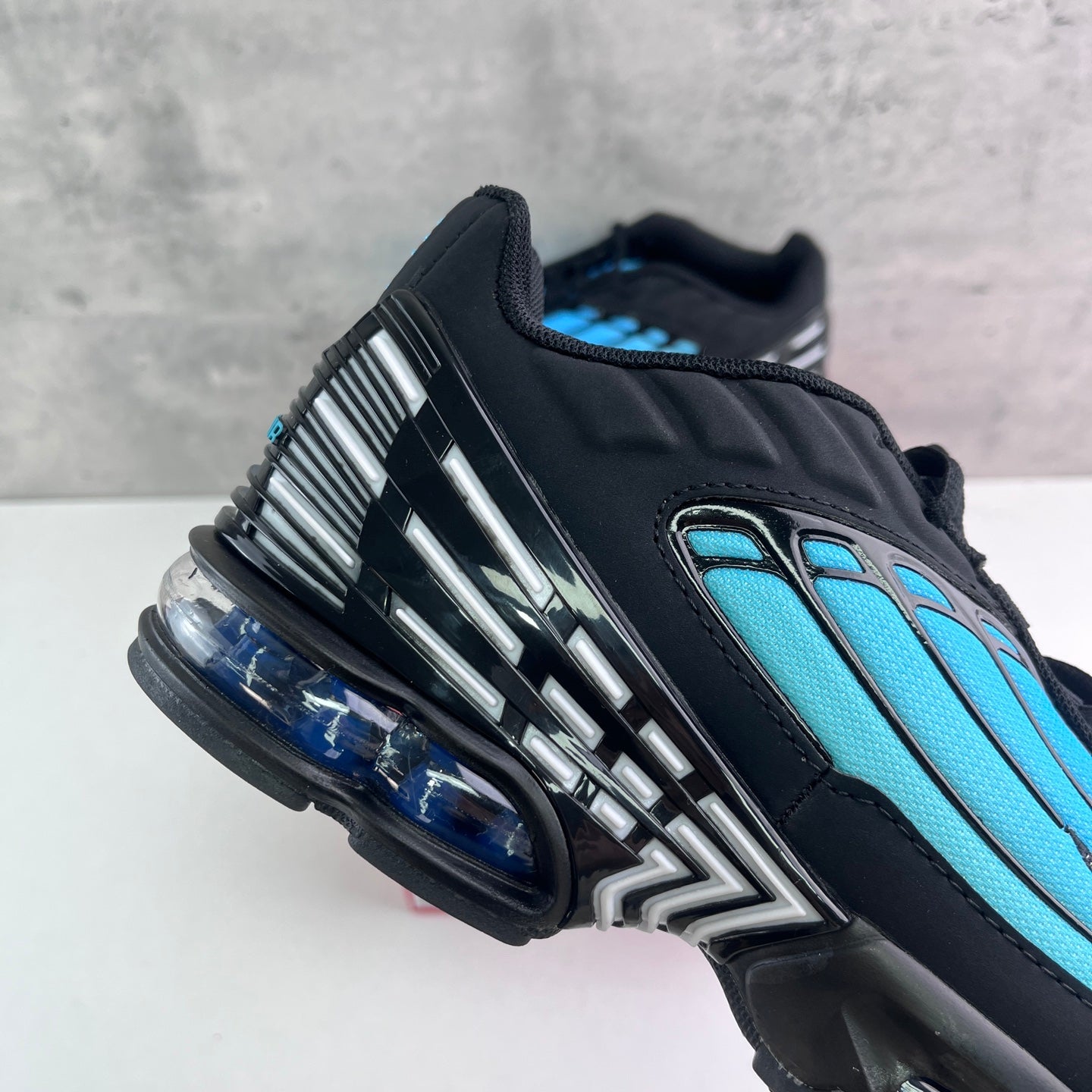 Nike Air Max Plus 3 "Black/Hyper Blue"