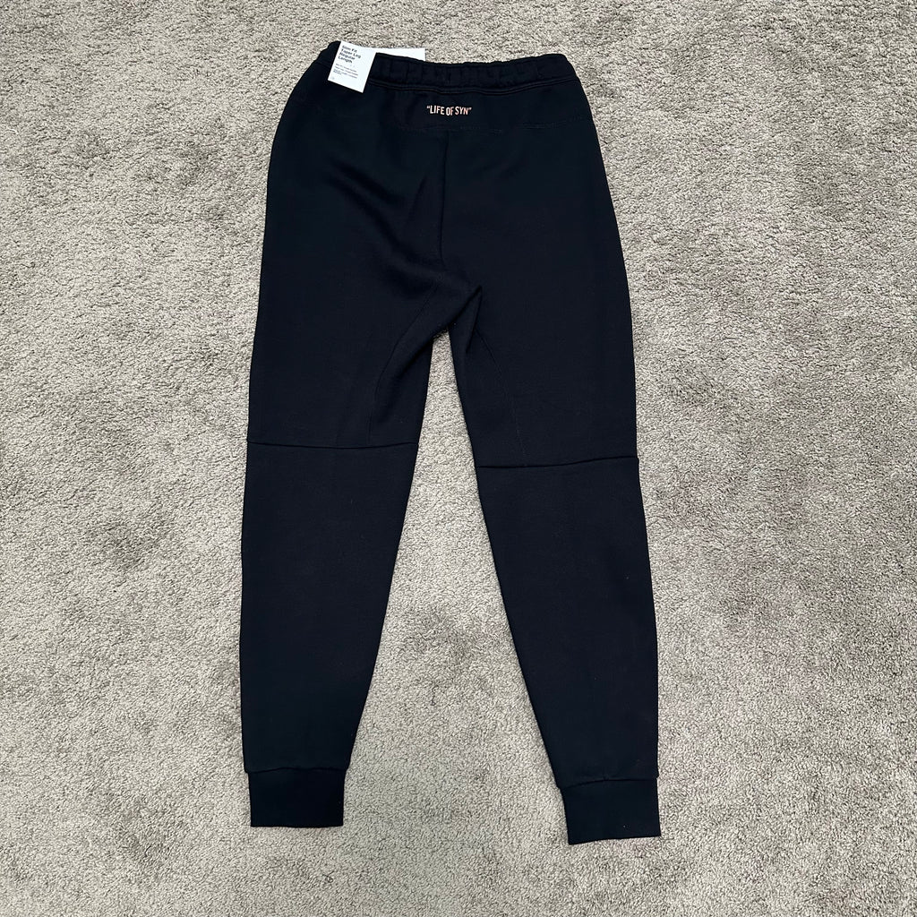 Tech Fleece Syna World x Nike