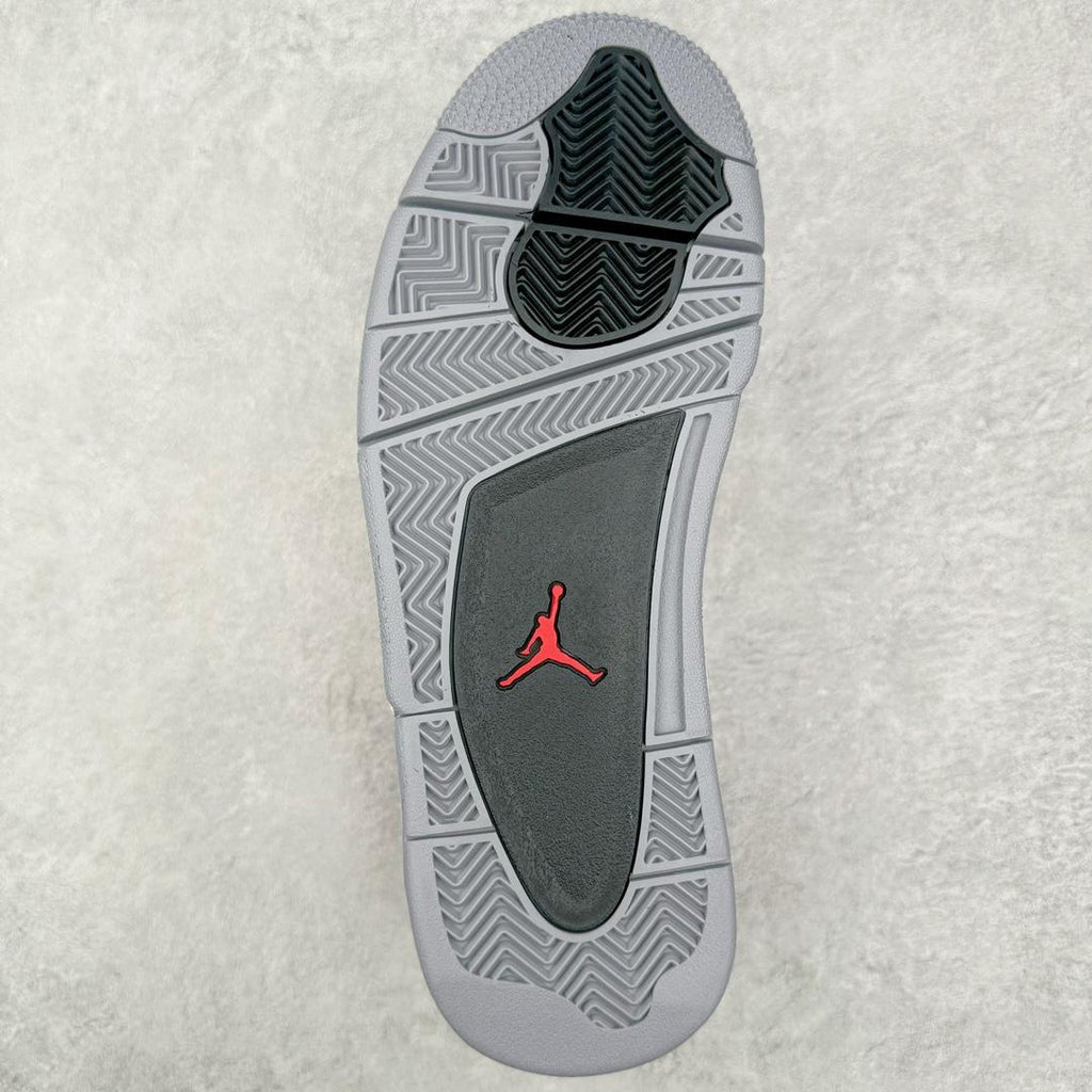 Air Jordan 4 "Toro Bravo