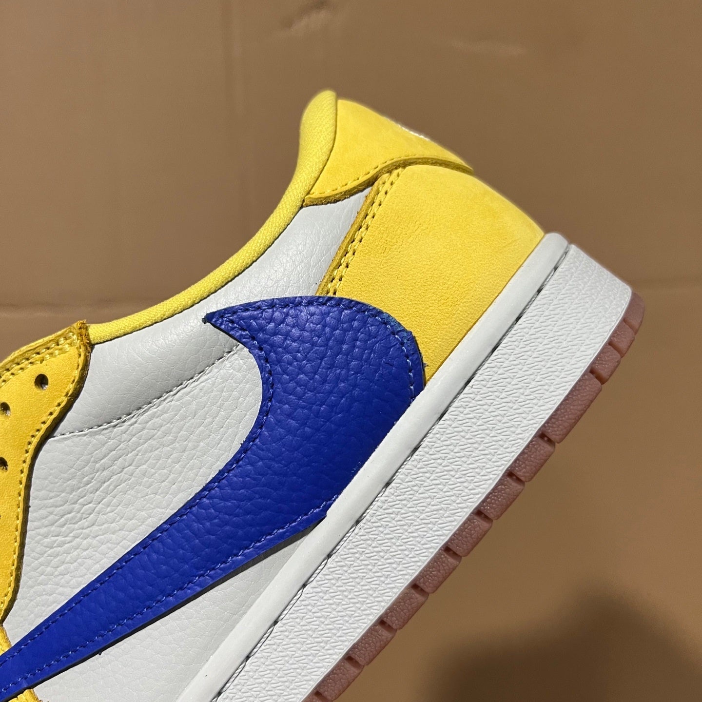 Air Jordan 1 Low OG x Travis Scott "Canary"