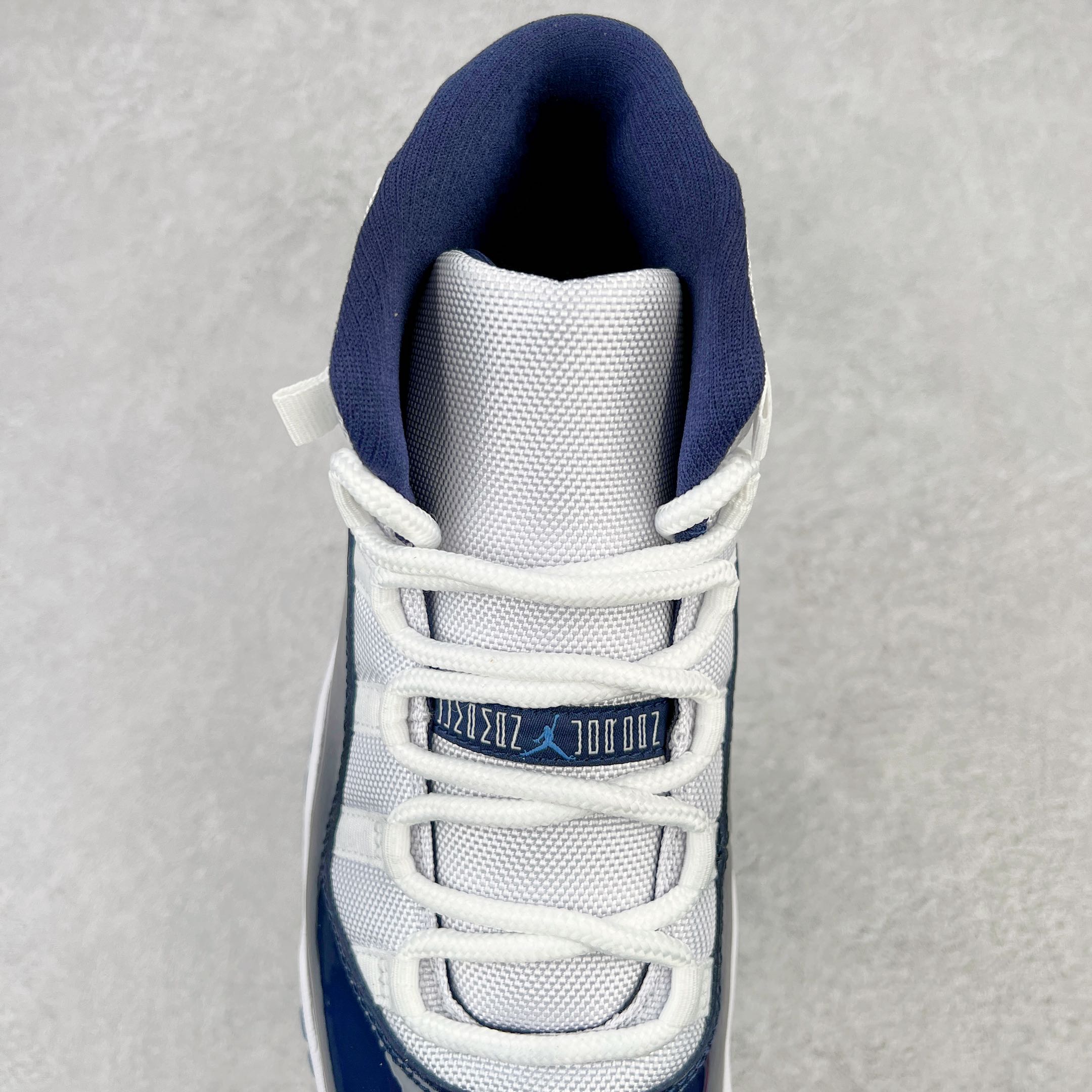 Air Jordan 11 "Midnight Navy"
