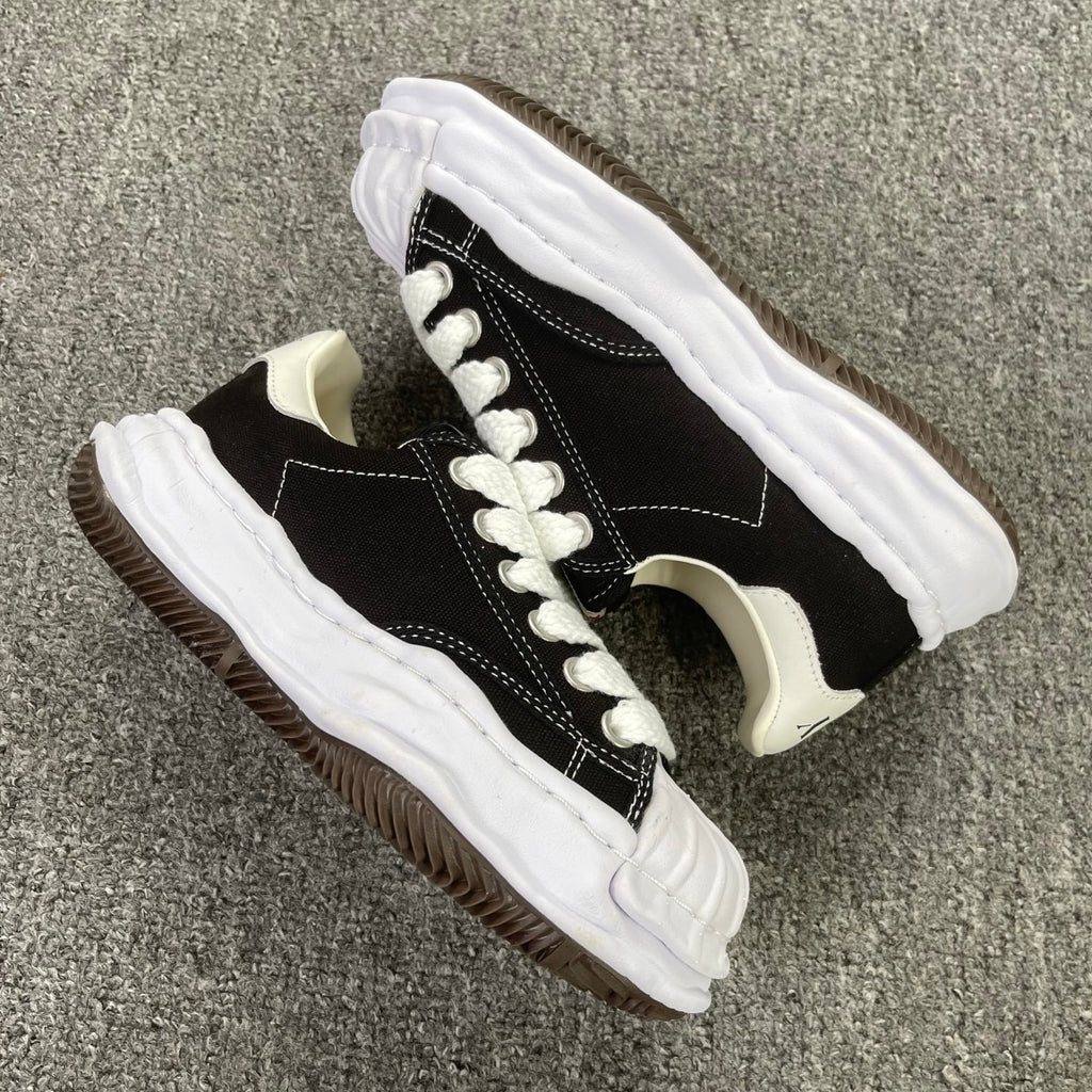 MIHARA YASUHIRO "Sculpted Toecap"
