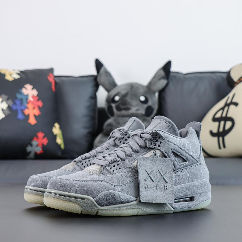 Air Jordan 4 "KAWS"