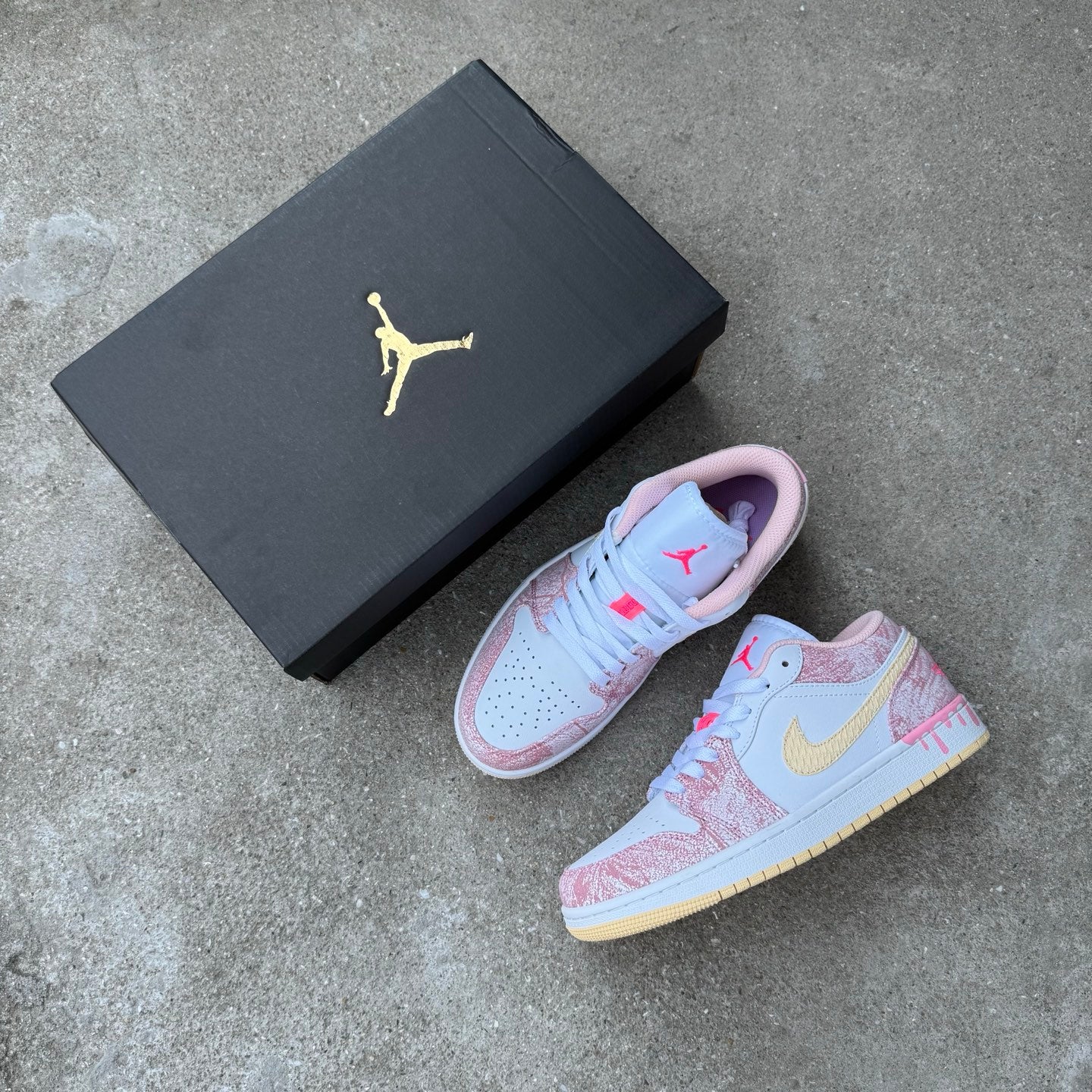 Air Jordan 1 Low SE GS "Paint Drip"
