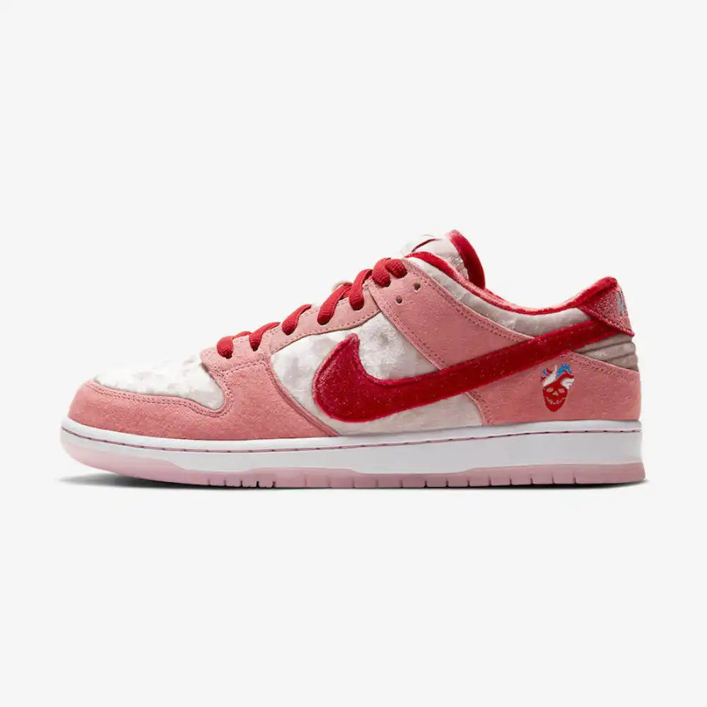Nike Dunk Low SB "Strangelove" (Valentine's Day)