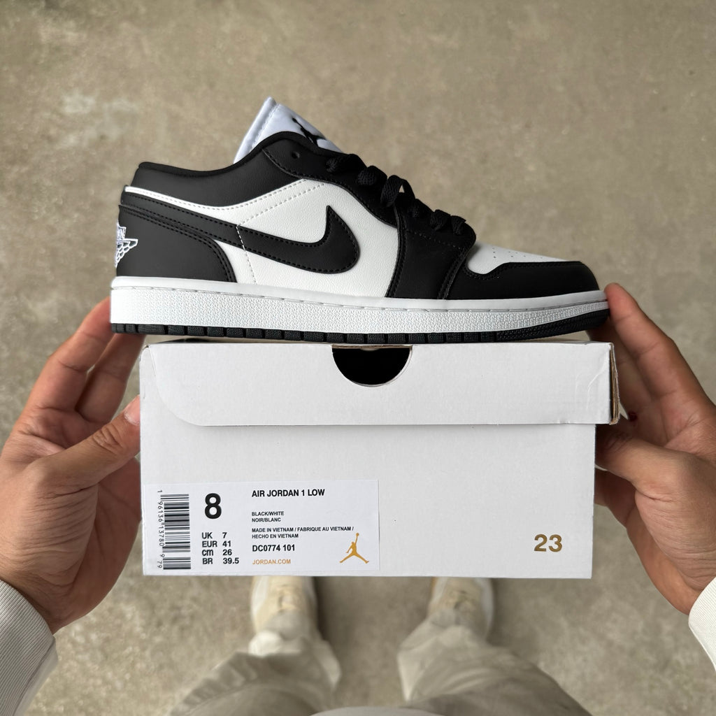 Air Jordan 1 Low "Black White"