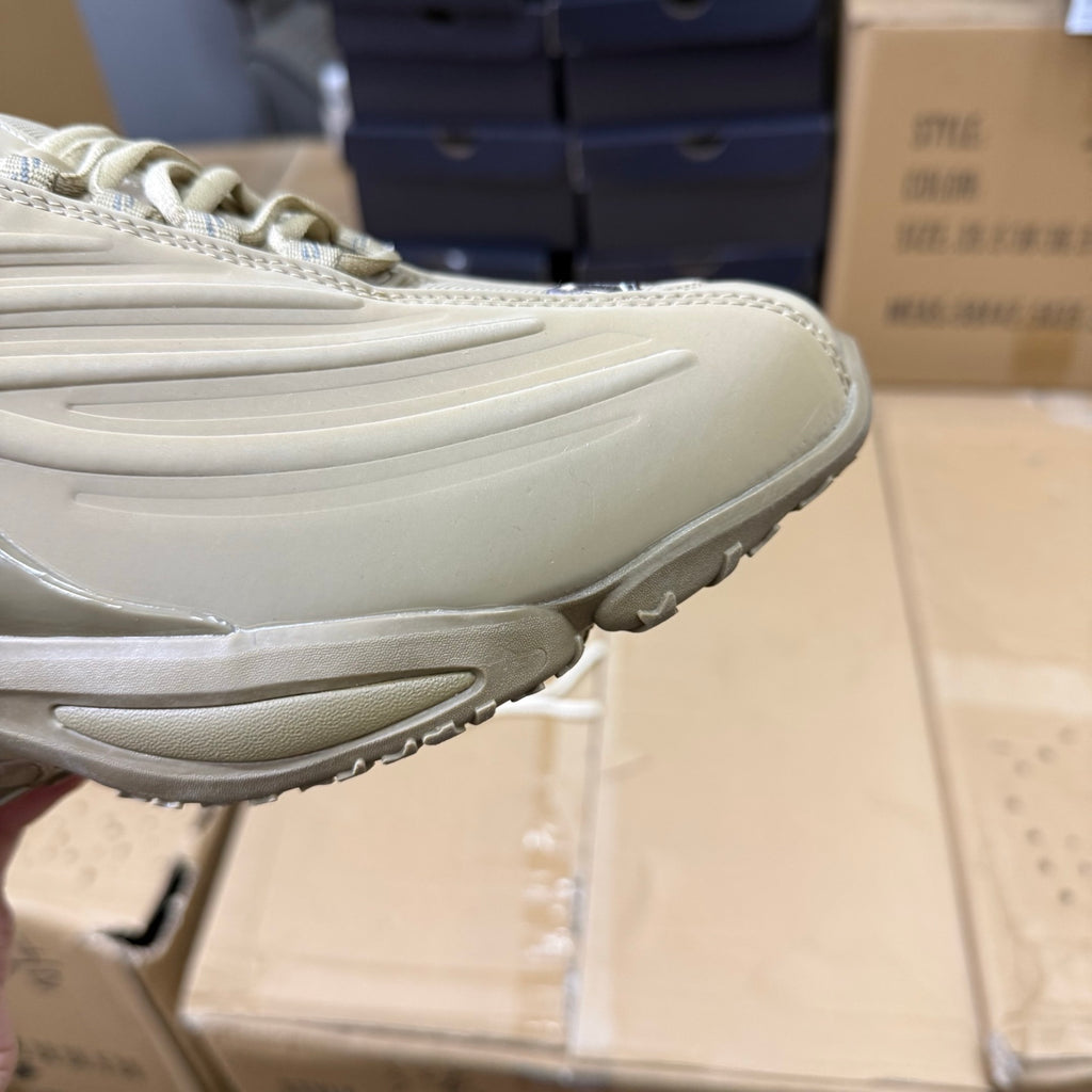 Hot Step 2 "Beige"