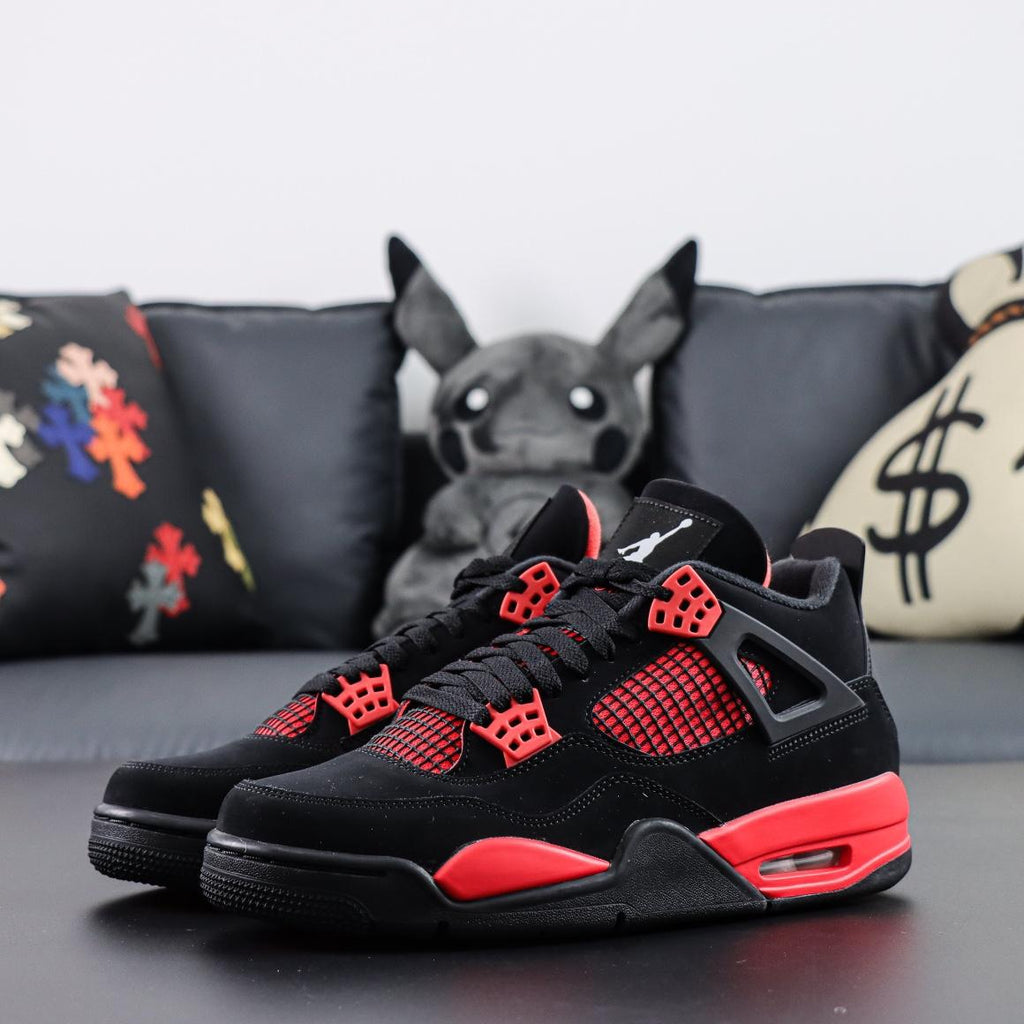 Air Jordan 4 Retro "Red Thunder"