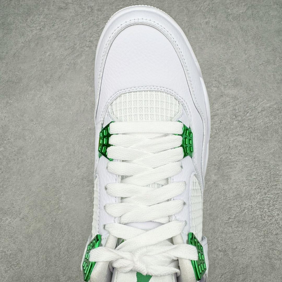 Air Jordan 4 "Metallic Green"