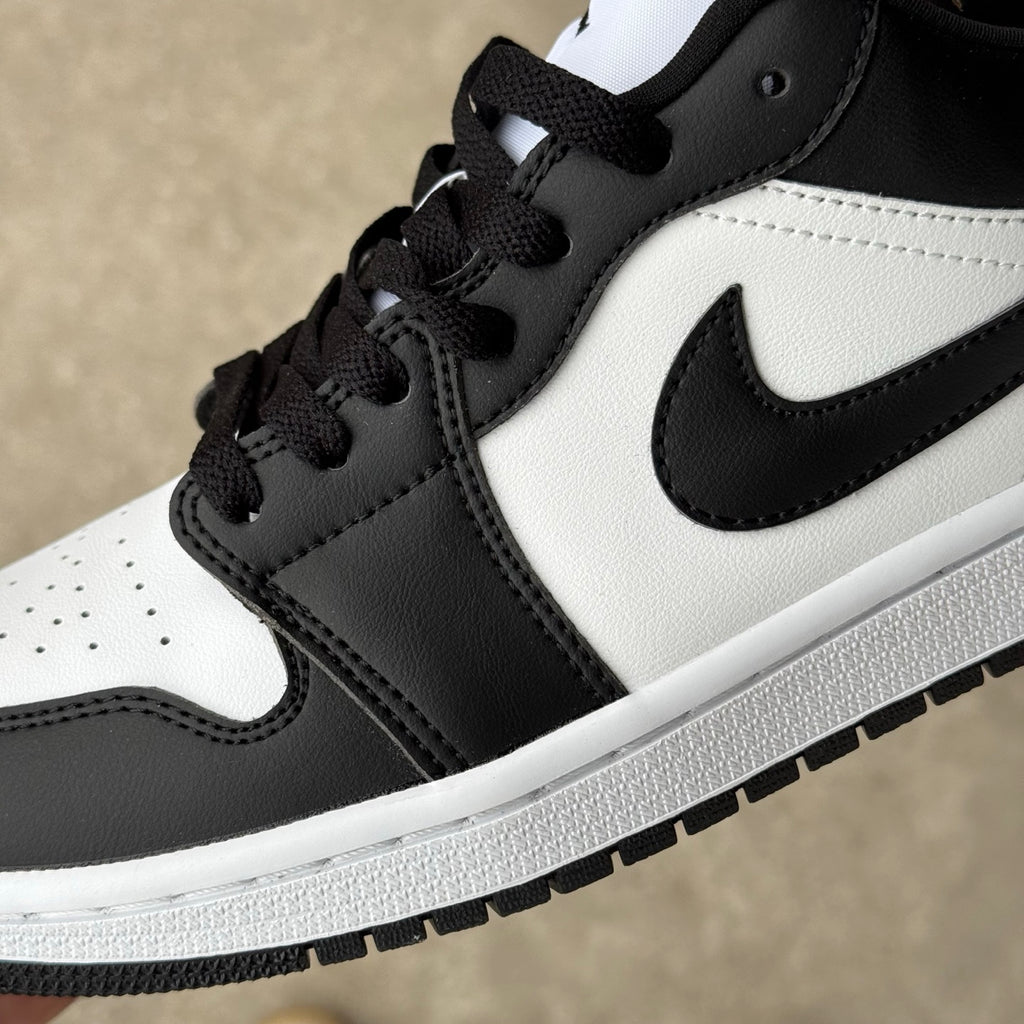 Air Jordan 1 Low "Black White"