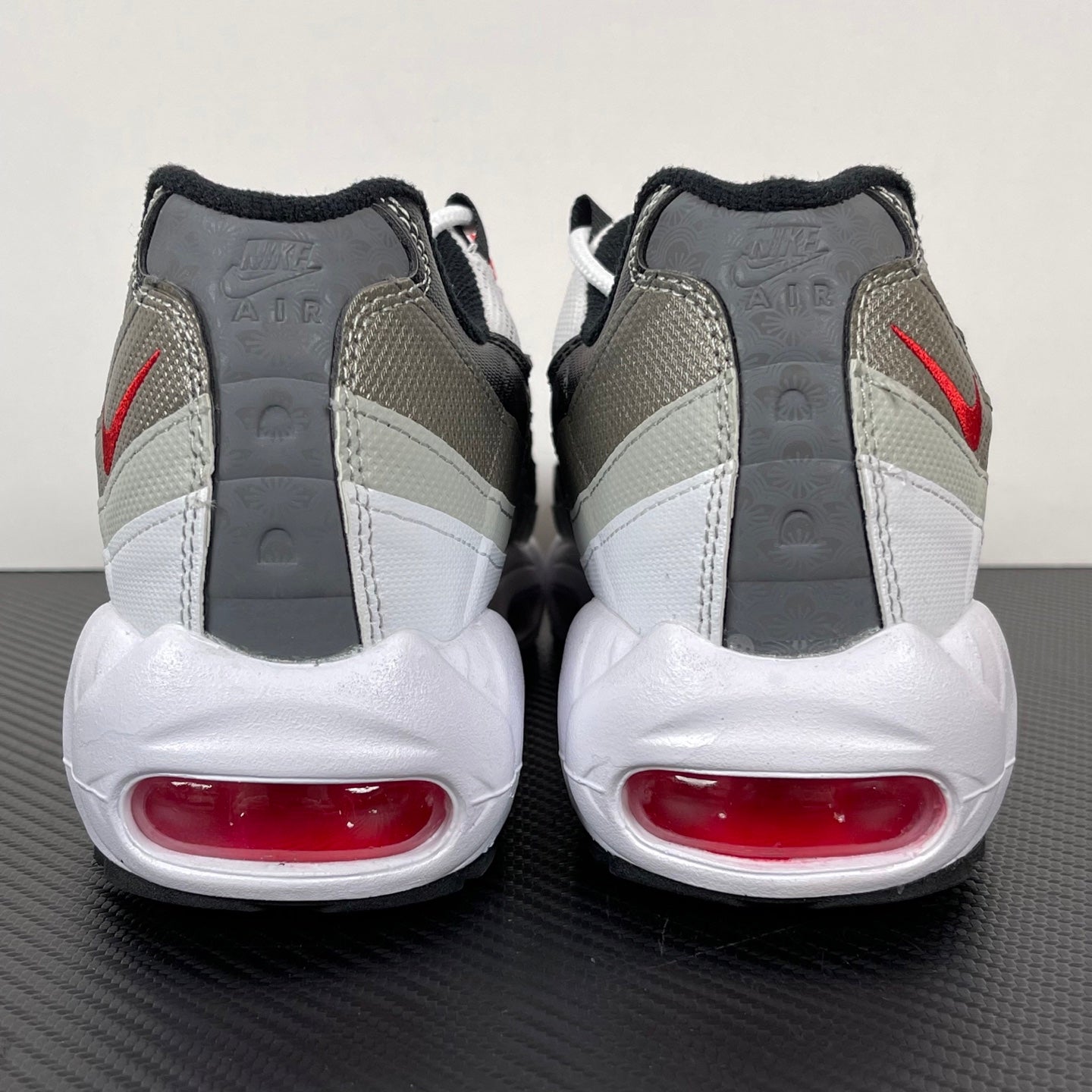 Air Max 95 "Solar Red"