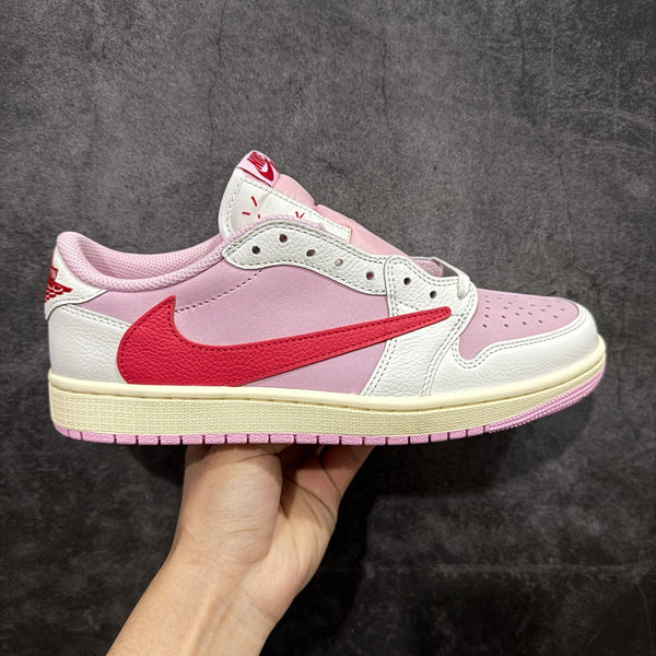 Travis Scott x Air Jordan 1 Low "shy pink"